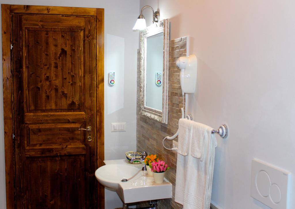 Bed and Breakfast Il Castello Del Re Битонто Экстерьер фото